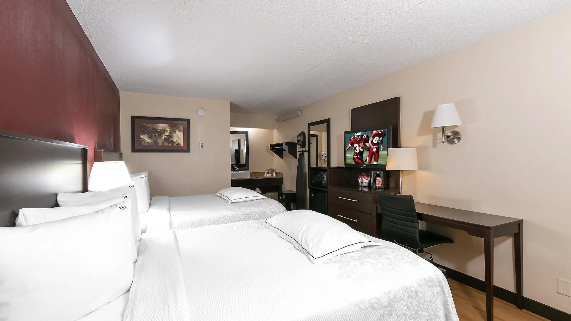 Red Roof Inn Plus+ Nashville Fairgrounds Hotel